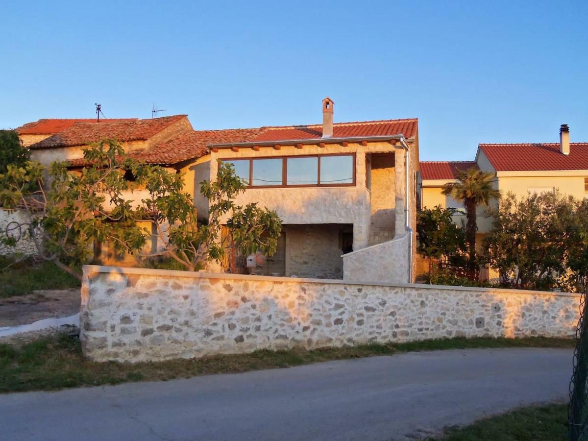 - Put Ploca 22 Ferienhaus